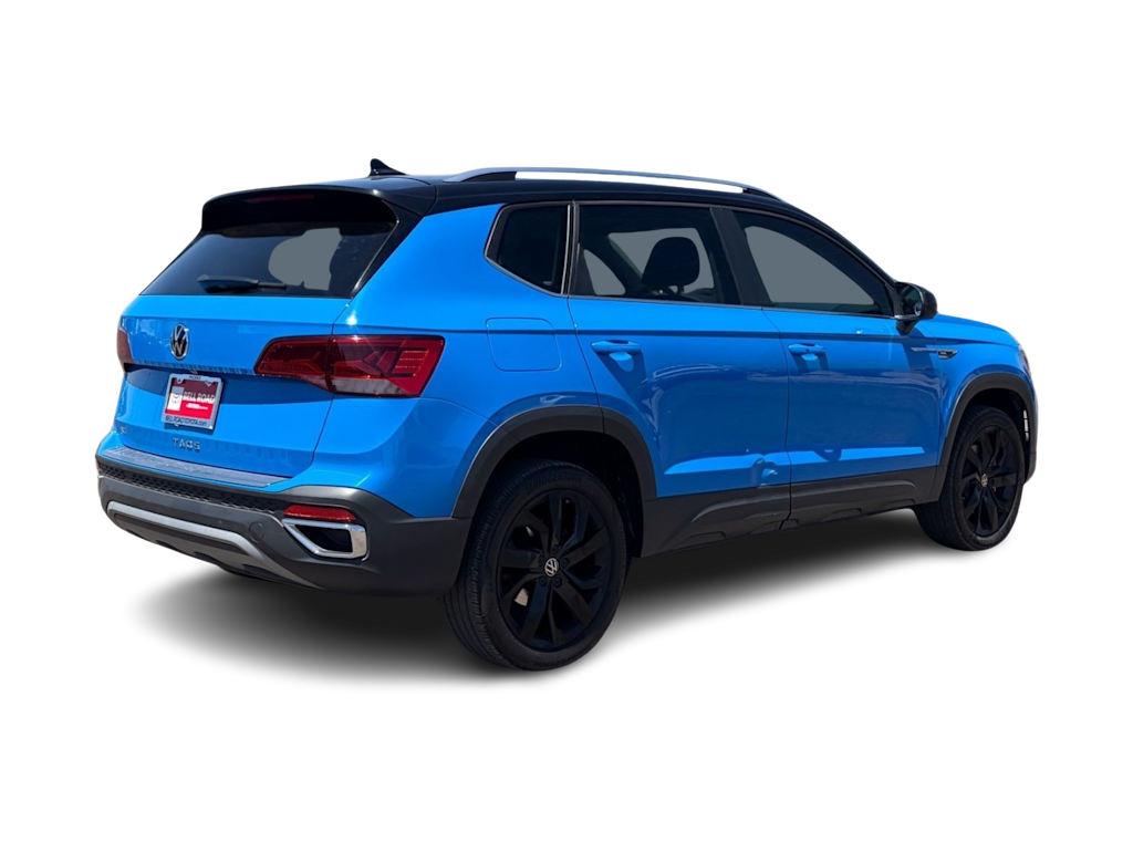 Thumbnail: 2023 Volkswagen Taos - 12