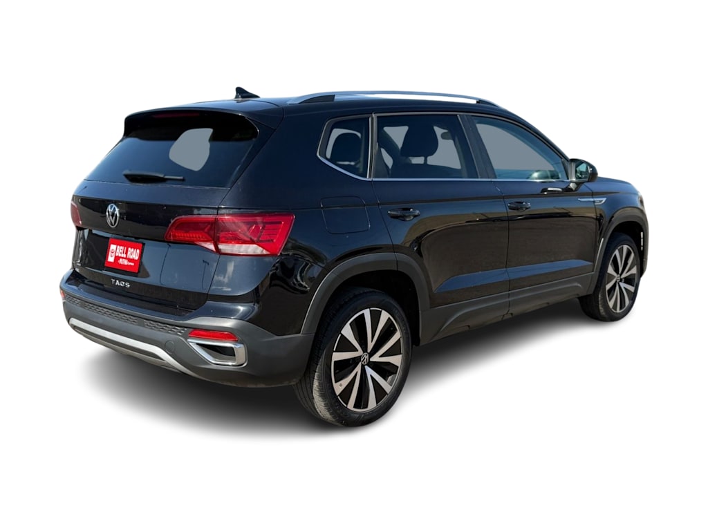 Thumbnail: 2024 Volkswagen Taos - 16