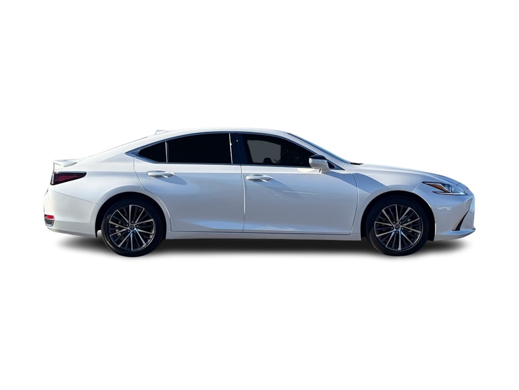 Thumbnail: 2025 Lexus ES - 15