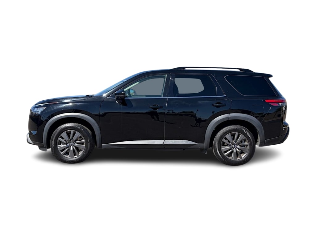 Thumbnail: 2023 Nissan Pathfinder - 3