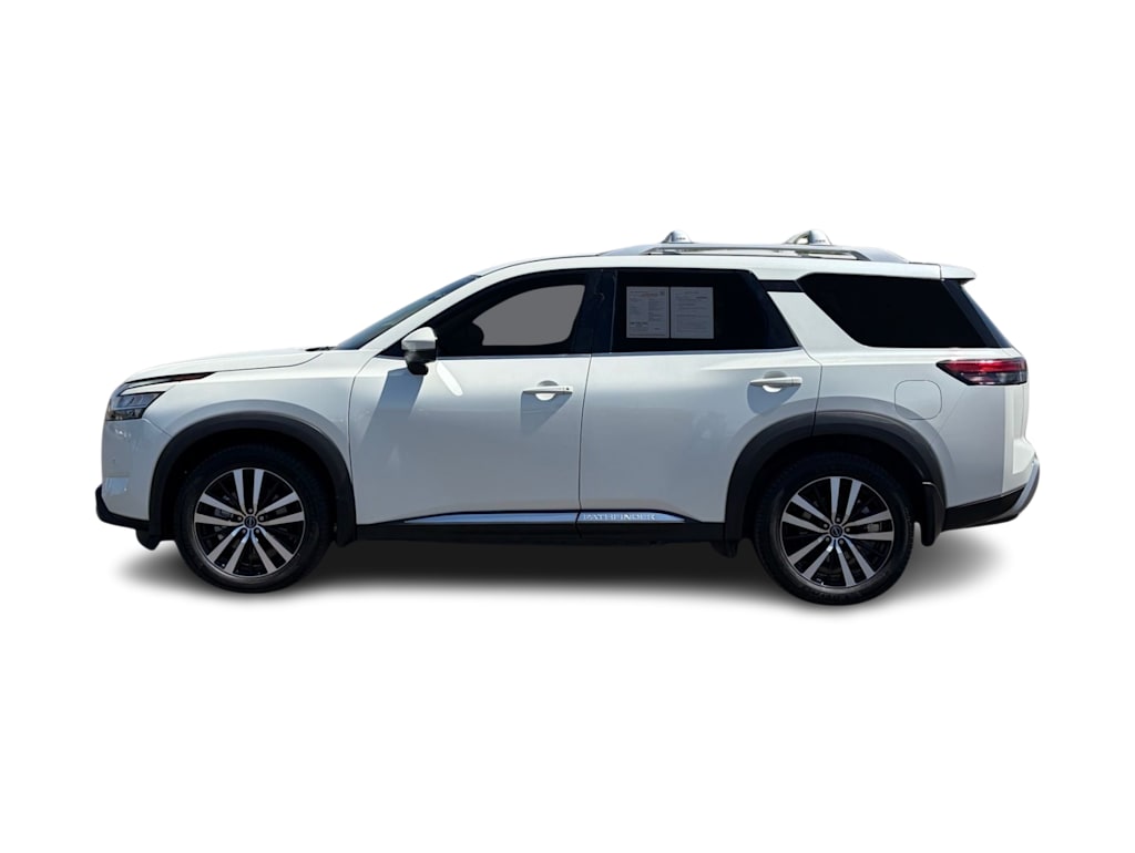 Thumbnail: 2023 Nissan Pathfinder - 3