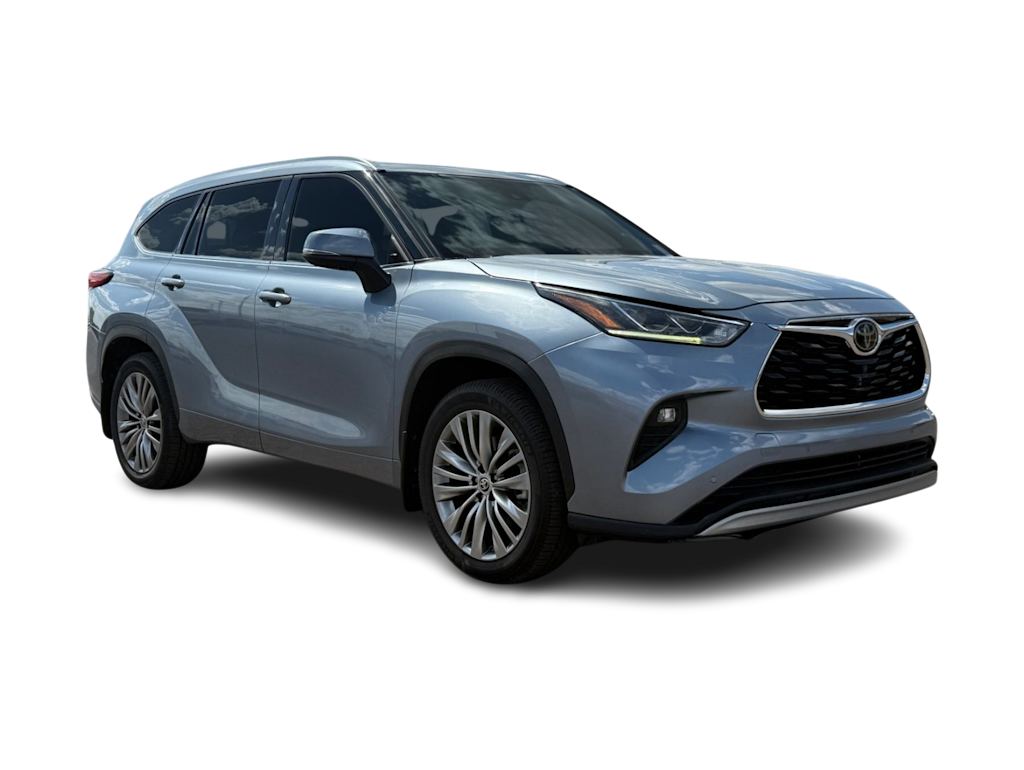 Thumbnail: 2021 Toyota Highlander - 20