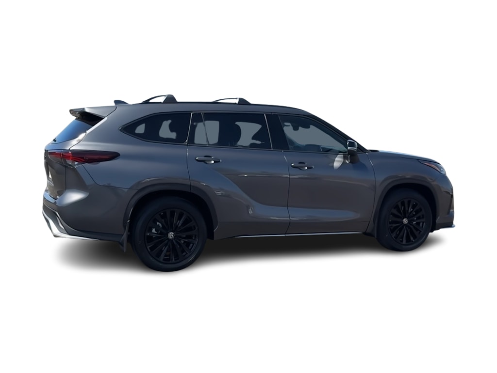 Thumbnail: 2024 Toyota Highlander - 20