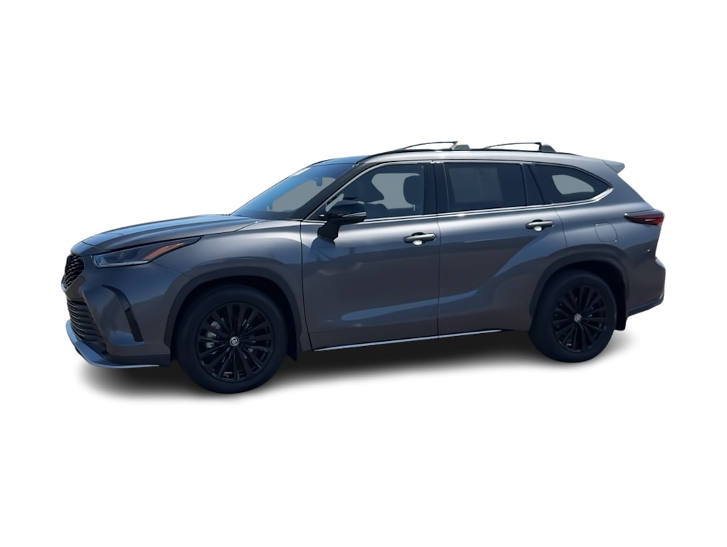 Thumbnail: 2024 Toyota Highlander - 3