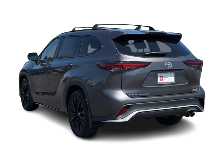 Thumbnail: 2024 Toyota Highlander - 4