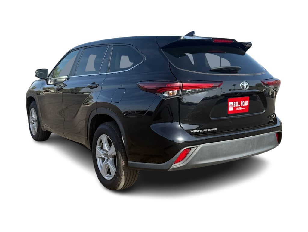 Thumbnail: 2025 Toyota Highlander - 3
