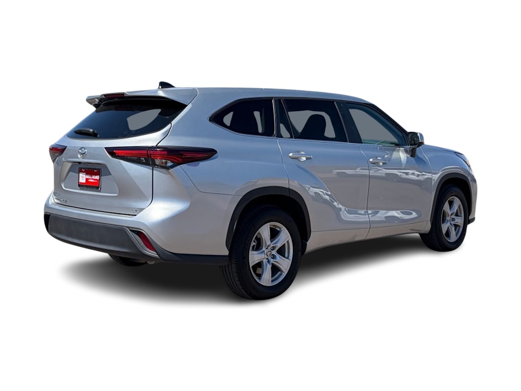 Thumbnail: 2025 Toyota Highlander - 13