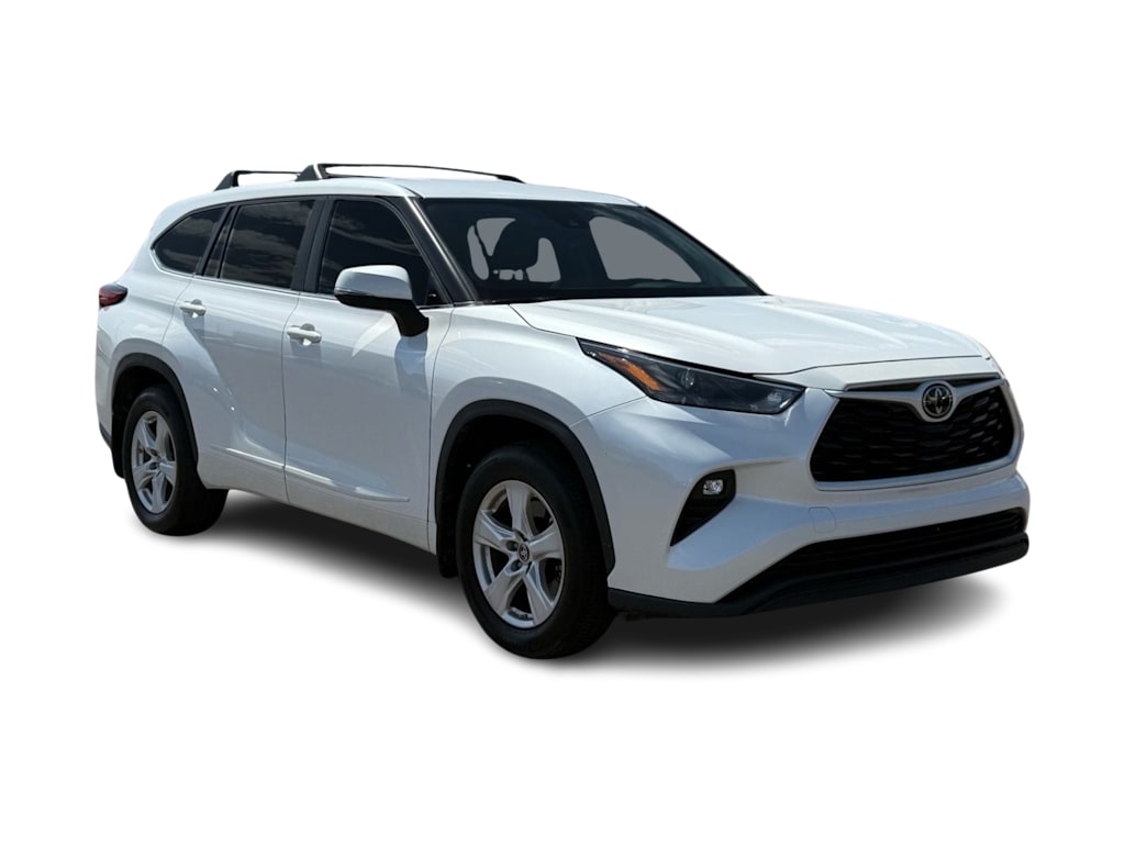 Thumbnail: 2023 Toyota Highlander - 16