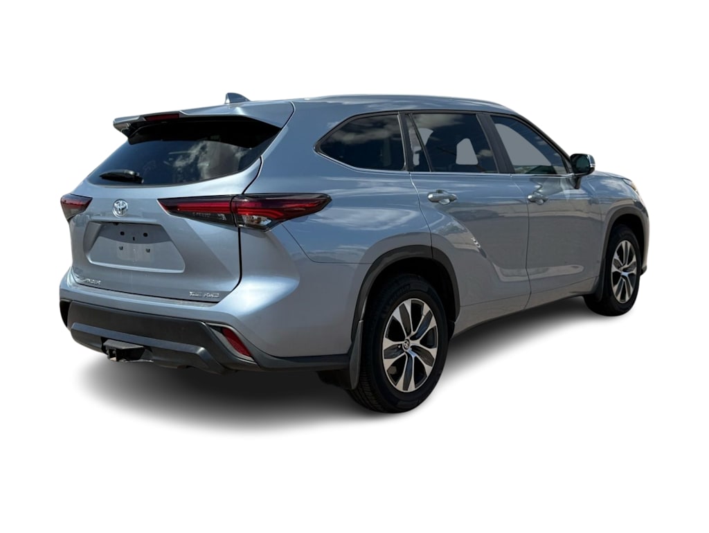 Thumbnail: 2024 Toyota Highlander - 13