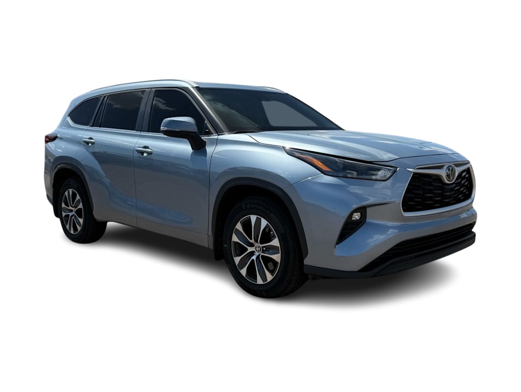 Thumbnail: 2024 Toyota Highlander - 14