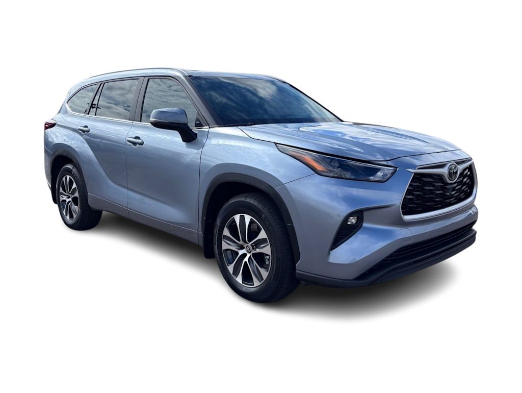 Thumbnail: 2024 Toyota Highlander - 17