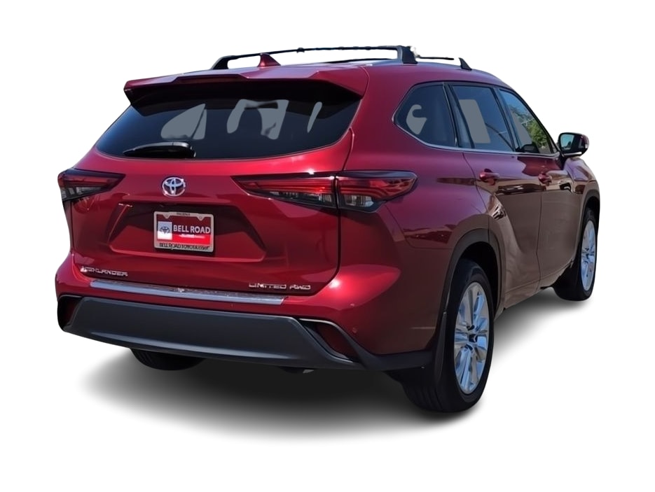 Thumbnail: 2023 Toyota Highlander - 22