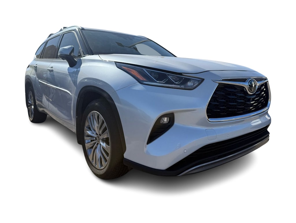 Thumbnail: 2024 Toyota Highlander - 8
