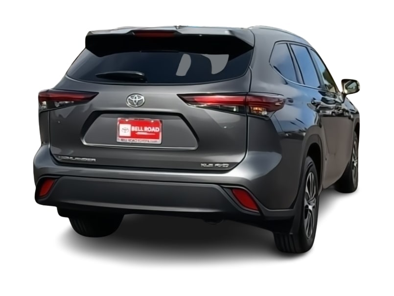 Thumbnail: 2024 Toyota Highlander - 18