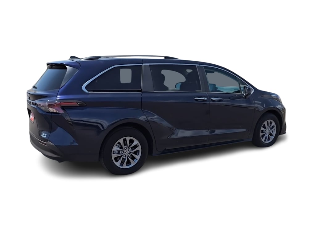 Thumbnail: 2024 Toyota Sienna - 20