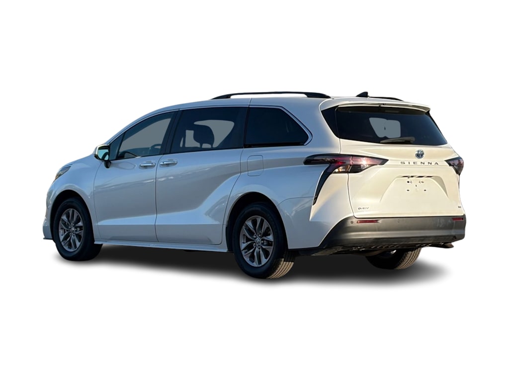 Thumbnail: 2025 Toyota Sienna - 3