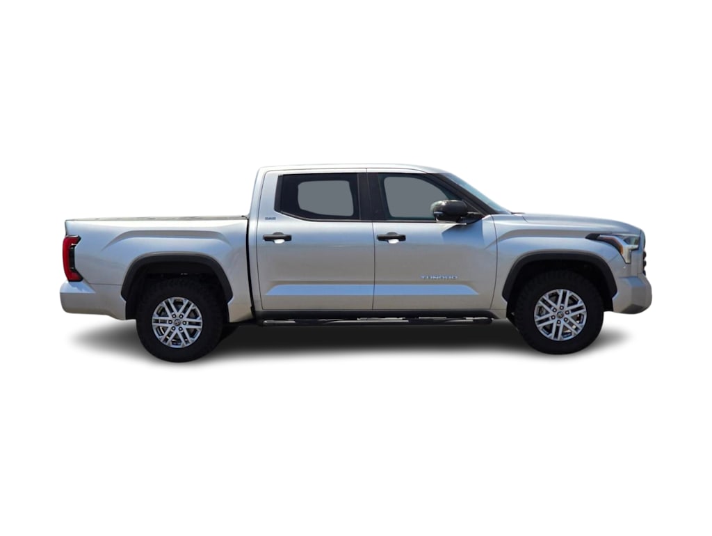 Thumbnail: 2022 Toyota Tundra - 15