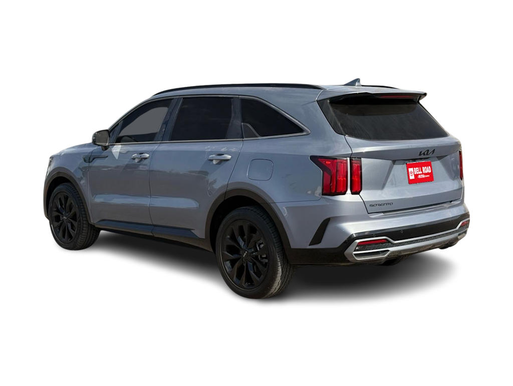 Thumbnail: 2023 Kia Sorento - 4