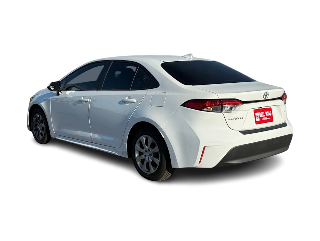 Thumbnail: 2024 Toyota Corolla - 3