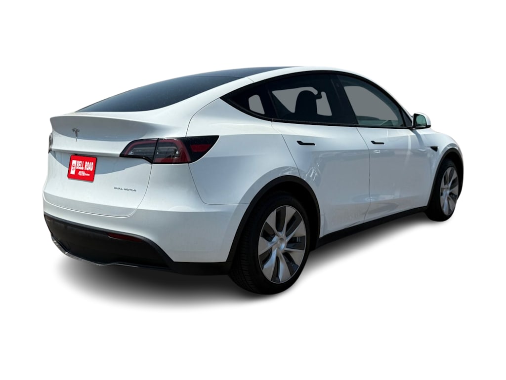 Thumbnail: 2023 Tesla Model Y - 13