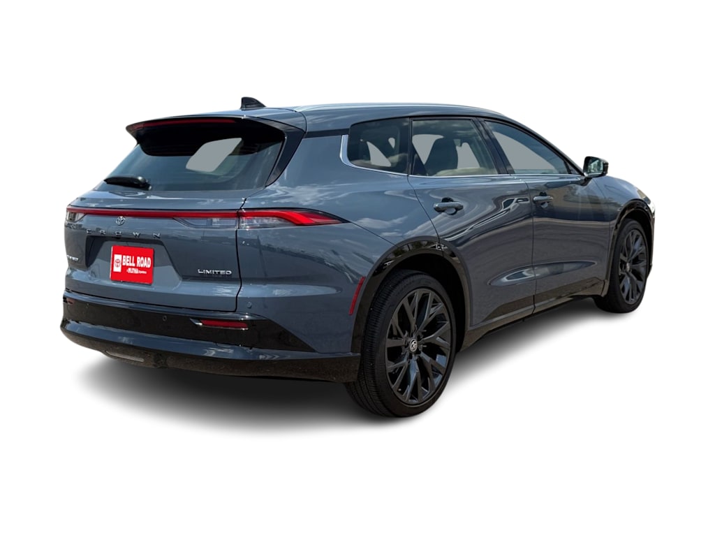 Thumbnail: 2025 Toyota Crown Signia - 17