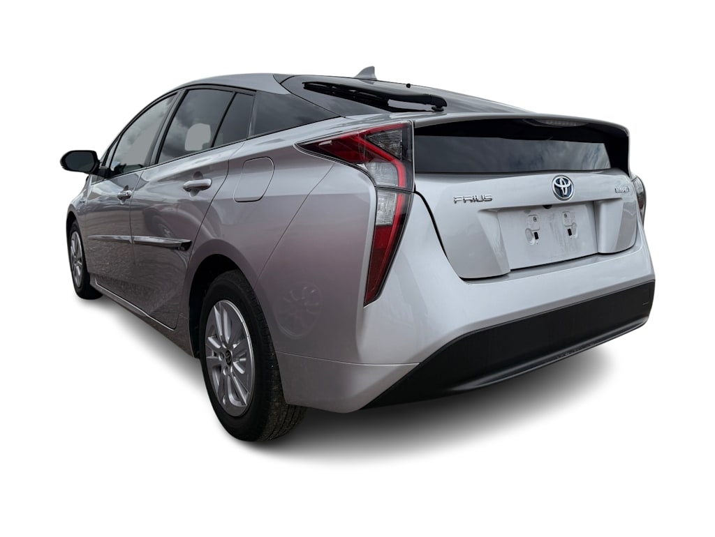 Thumbnail: 2016 Toyota Prius - 3