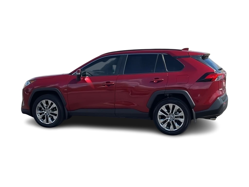 2019 Toyota RAV4 XLE Premium 3