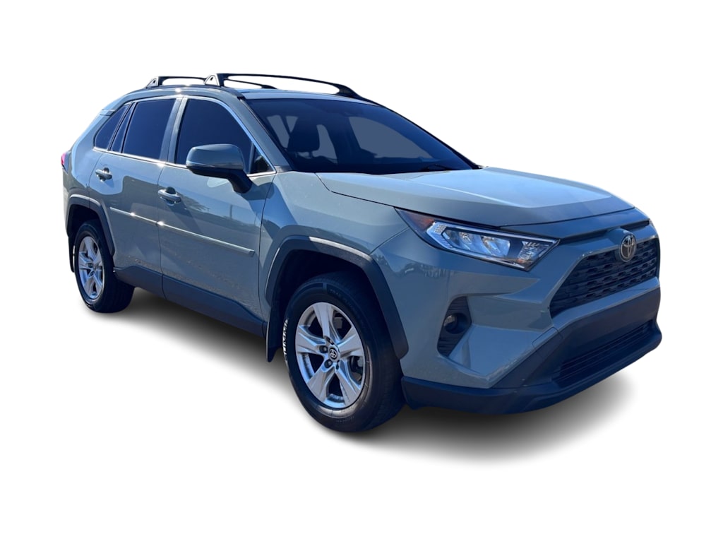 Thumbnail: 2021 Toyota RAV4 - 17