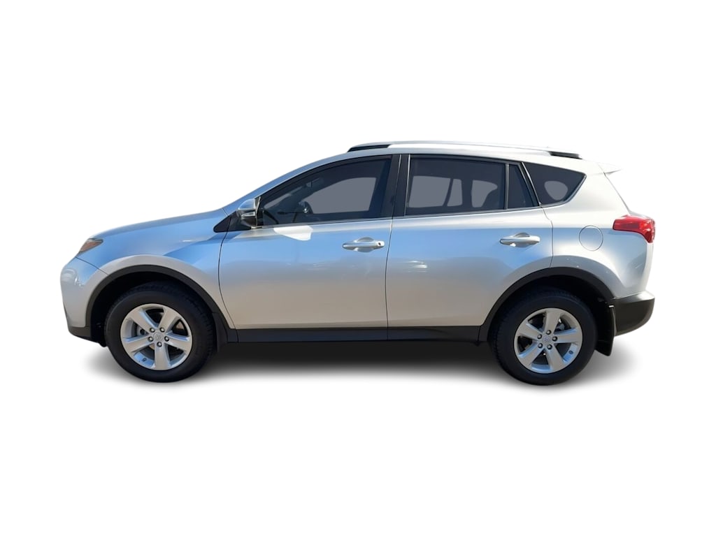 Thumbnail: 2013 Toyota RAV4 - 3