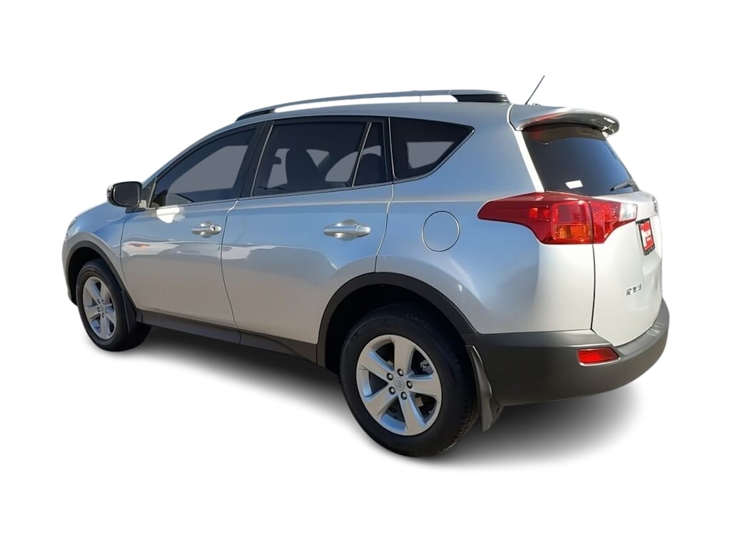 Thumbnail: 2013 Toyota RAV4 - 4