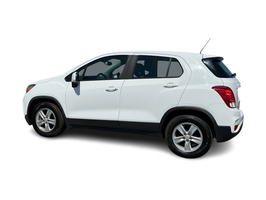 Thumbnail: 2020 Chevrolet Trax - 3