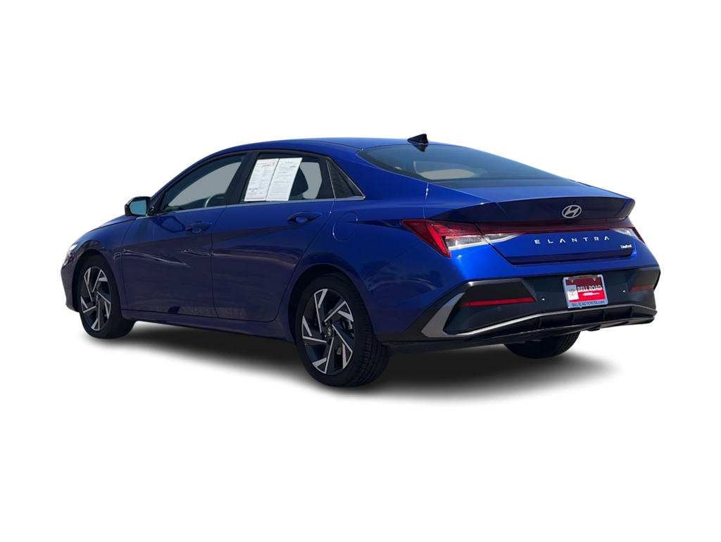 Thumbnail: 2024 Hyundai Elantra - 4