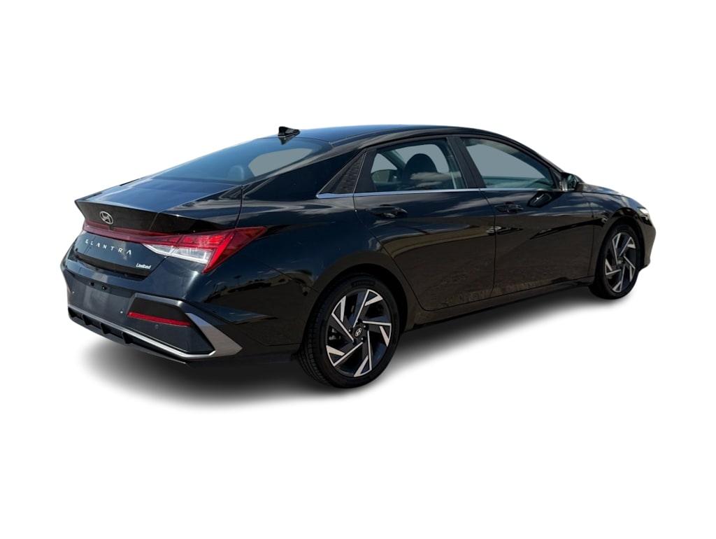 Thumbnail: 2024 Hyundai Elantra - 11