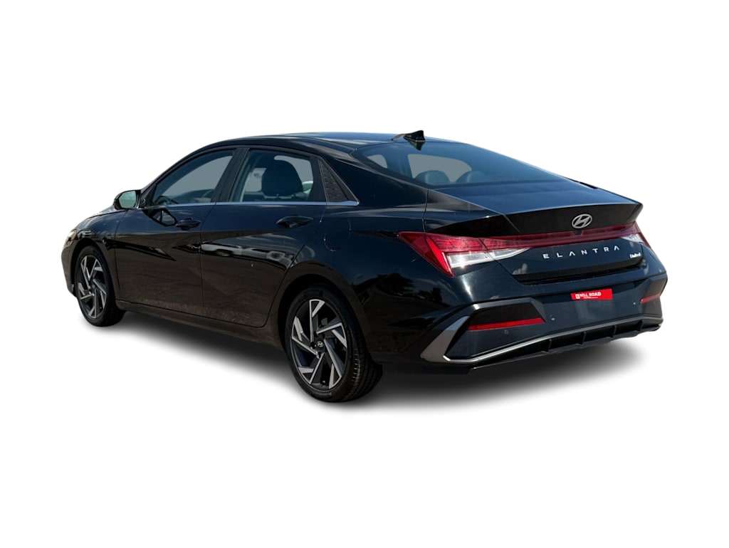 Thumbnail: 2024 Hyundai Elantra - 3