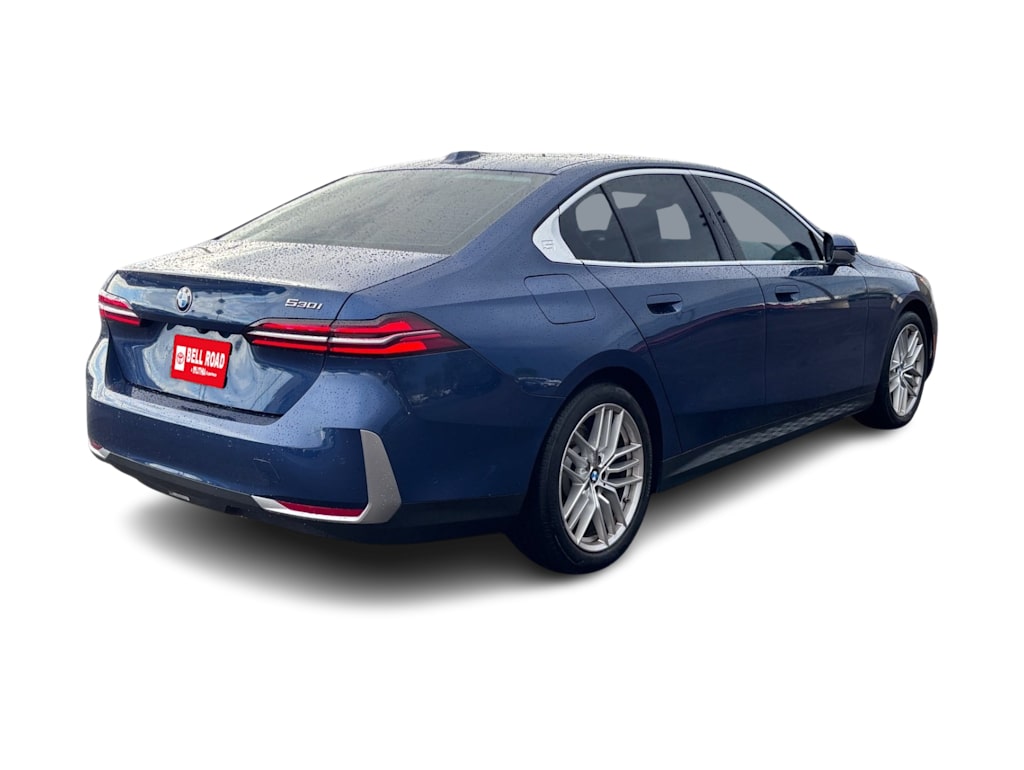 Thumbnail: 2025 BMW 5 Series - 14