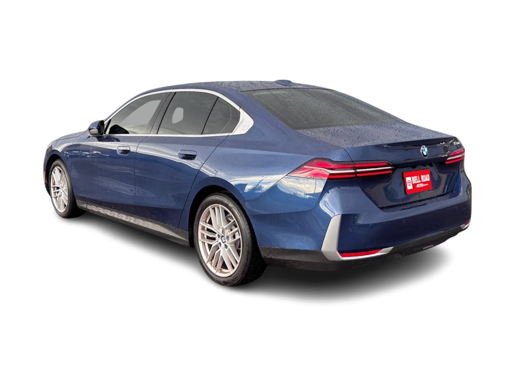 Thumbnail: 2025 BMW 5 Series - 3