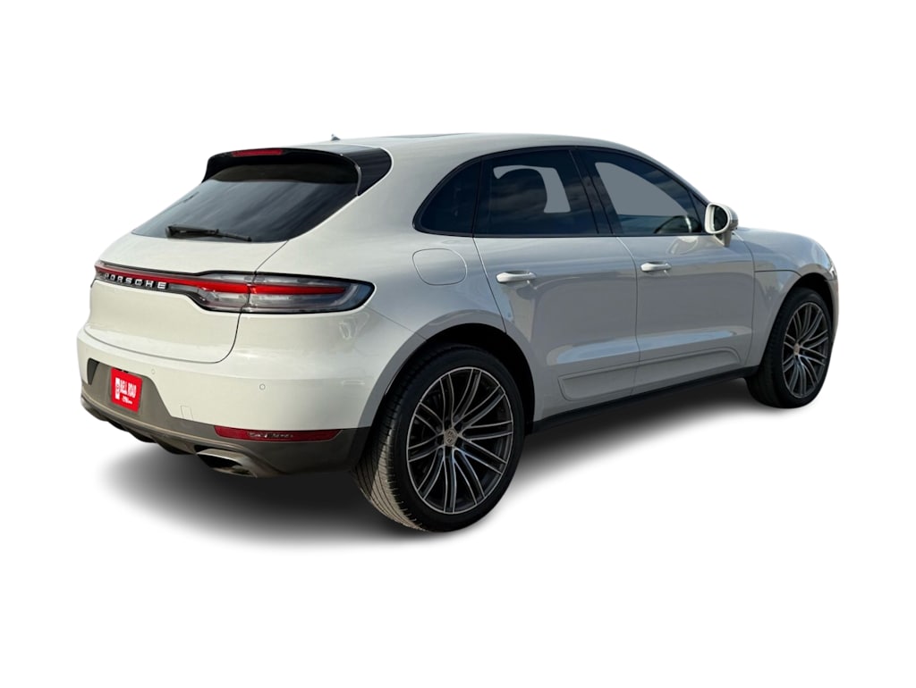 Thumbnail: 2020 Porsche Macan - 14