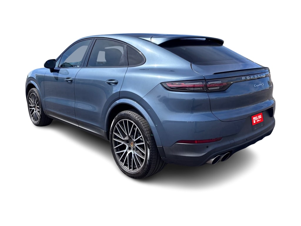 Thumbnail: 2020 Porsche Cayenne - 3