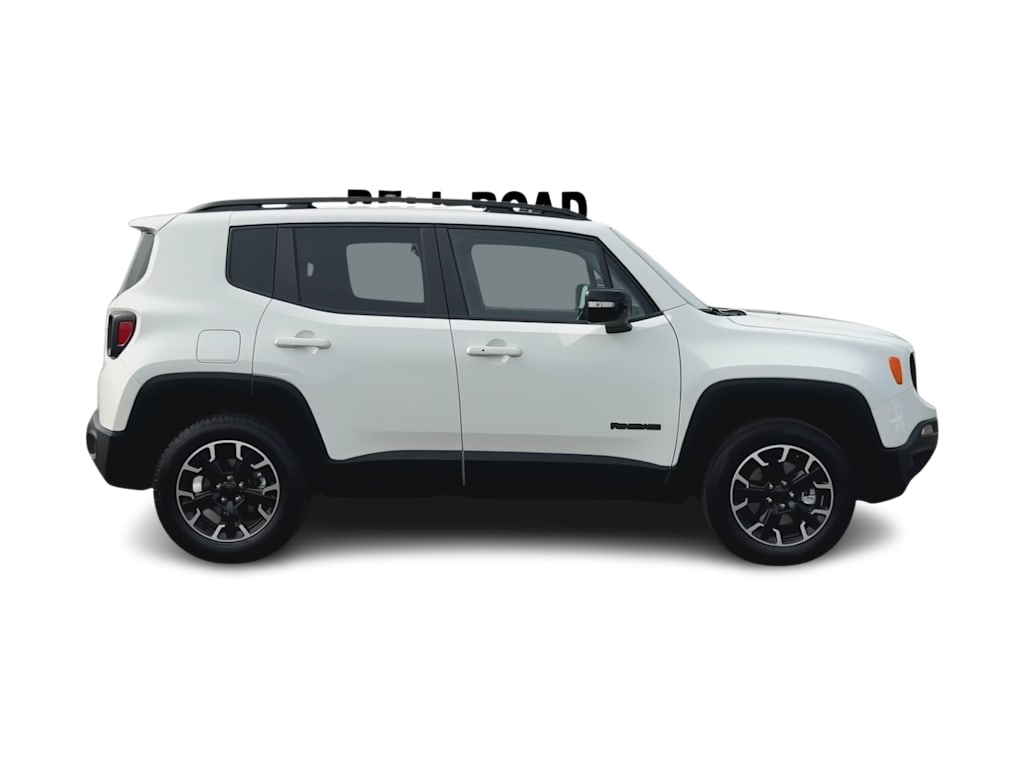 Thumbnail: 2023 Jeep Renegade - 22