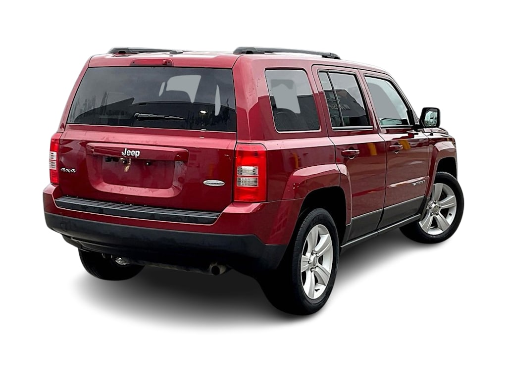Thumbnail: 2016 Jeep Patriot - 19
