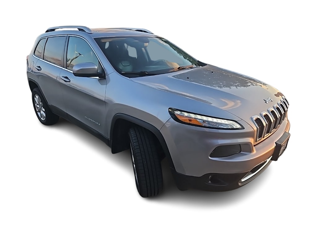 Thumbnail: 2017 Jeep Cherokee - 10