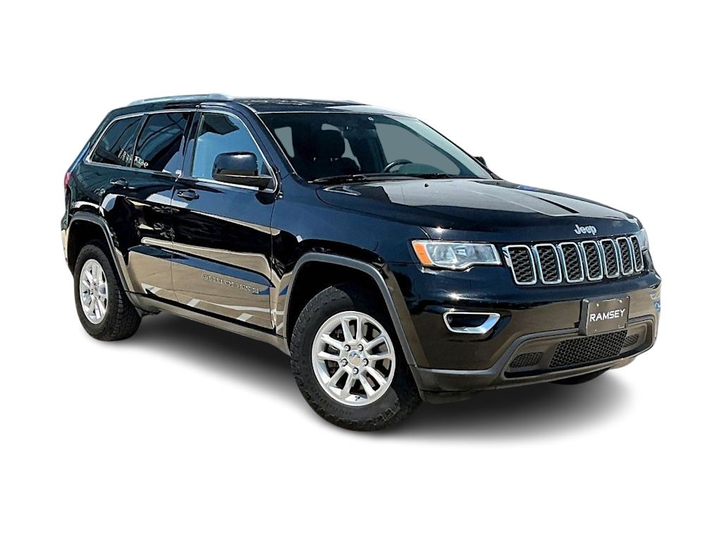 Thumbnail: 2018 Jeep Grand Cherokee - 21