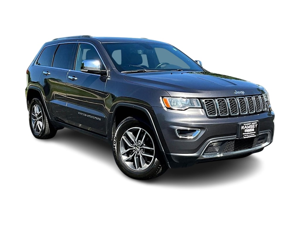 Thumbnail: 2018 Jeep Grand Cherokee - 20