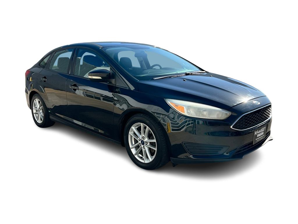 Thumbnail: 2015 Ford Focus - 20