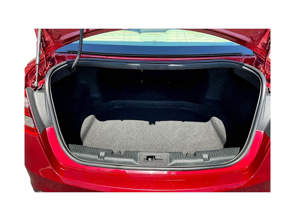 Thumbnail: 2014 Ford Taurus - 17