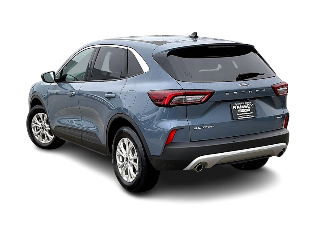 Thumbnail: 2024 Ford Escape - 3
