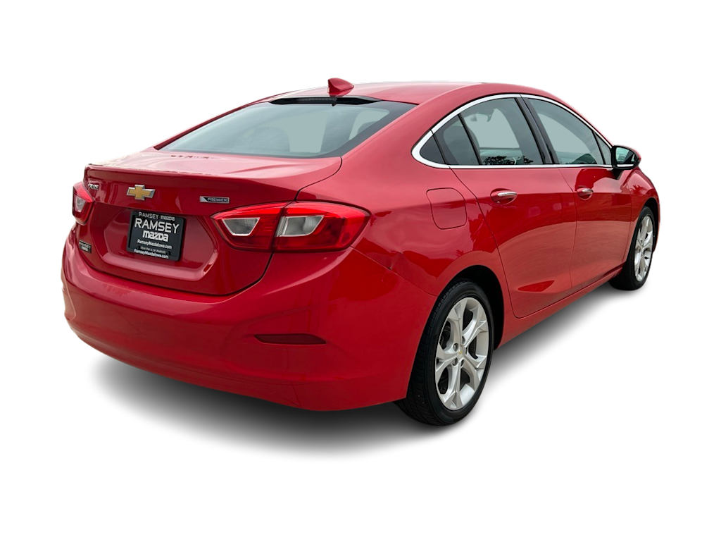 Thumbnail: 2016 Chevrolet Cruze - 18