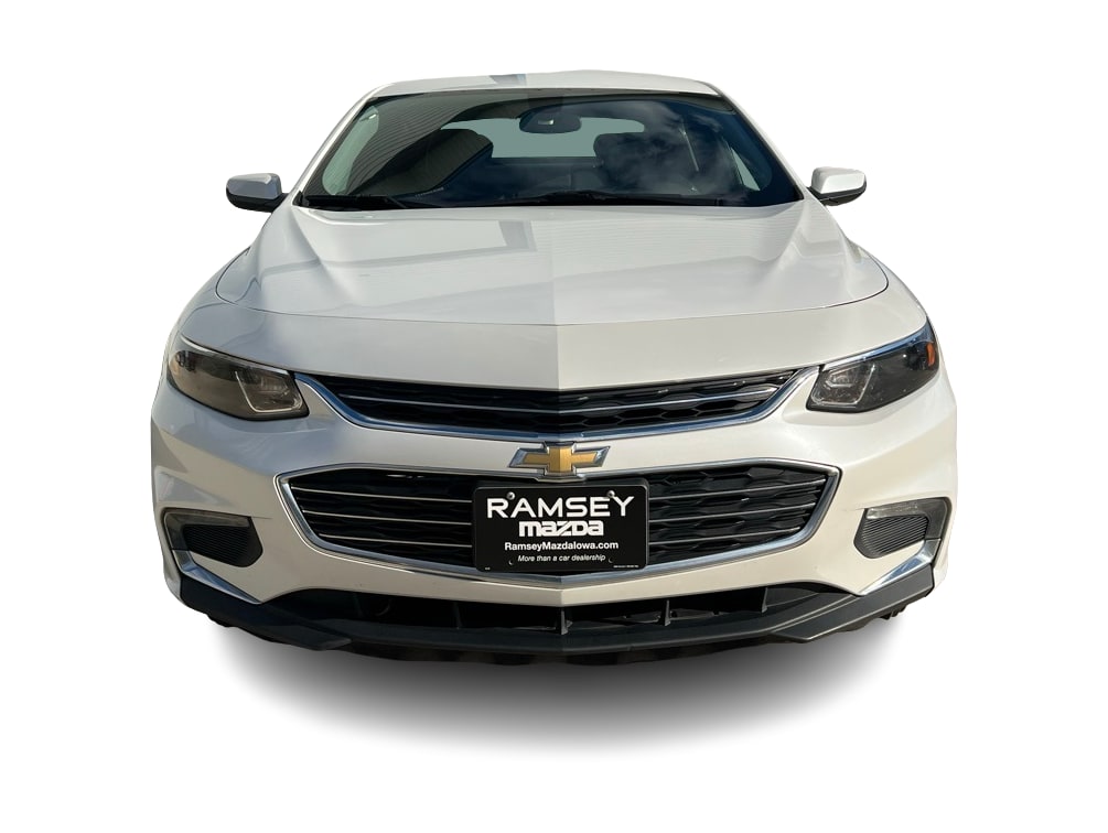 Thumbnail: 2017 Chevrolet Malibu - 6