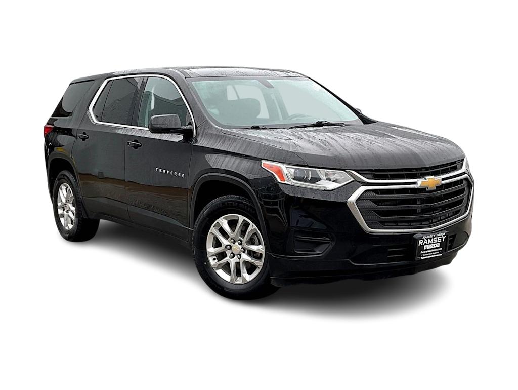 Thumbnail: 2018 Chevrolet Traverse - 22