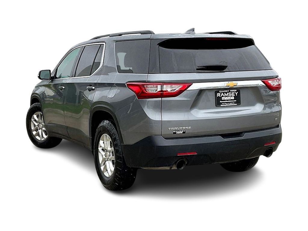 Thumbnail: 2019 Chevrolet Traverse - 3